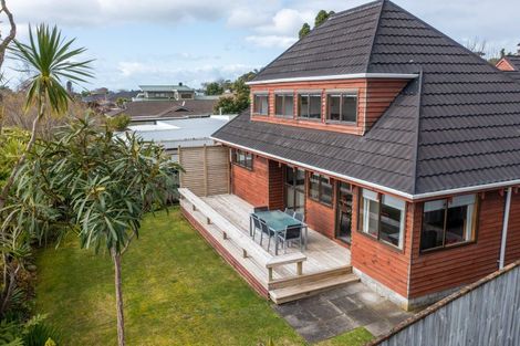 Photo of property in 23 Wesley Avenue, Frankleigh Park, New Plymouth, 4310