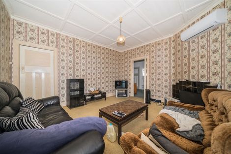 Photo of property in 8 Dahlia Street, Palmerston North, 4410