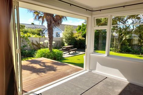 Photo of property in 43 Colenso Street, Sumner, Christchurch, 8081