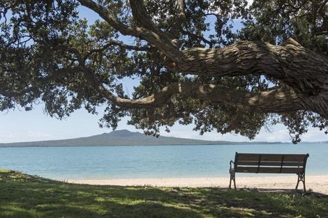 Photo of property in 2/1 Rata Road, Devonport, Auckland, 0624