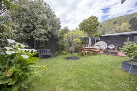 Photo of property in 35 Campbell Street, Sumner, Christchurch, 8081