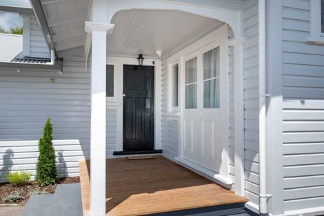 Photo of property in 706 Avenue Road West, Saint Leonards, Hastings, 4120