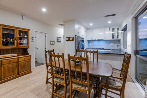Photo of property in 11 Rainsford Road, Pukekohe, 2120