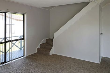 Photo of property in 16a Jasmine Grove, Maungaraki, Lower Hutt, 5010