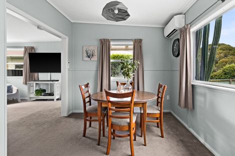 Photo of property in 292 Clifton Road, Te Awanga, 4102