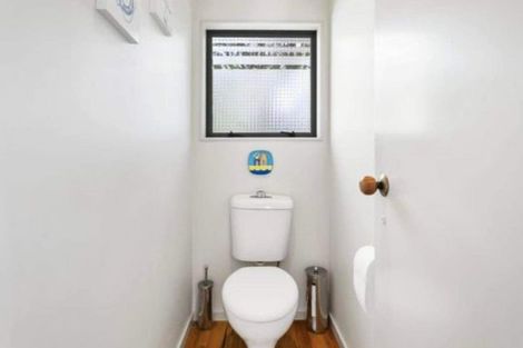 Photo of property in 42b Duncansby Road, Stanmore Bay, Whangaparaoa, 0932