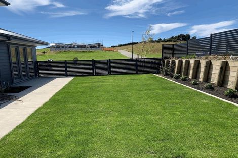 Photo of property in 4 Edenmore Terrace, Fitzherbert, Palmerston North, 4410