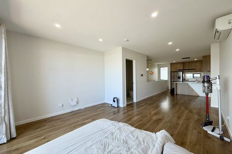 Photo of property in 5 Arura Place, Massey, Auckland, 0614