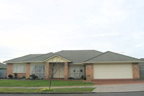 Photo of property in 31 Delmont Close, East Tamaki Heights, Auckland, 2016