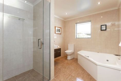 Photo of property in 9 Oratia Grove, Northwood, Christchurch, 8051