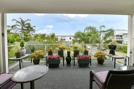 Photo of property in 37 Landmark Terrace, Orewa, 0931