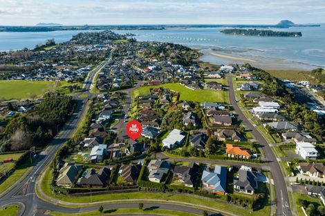 Photo of property in 22 Haden Place, Omokoroa, 3114