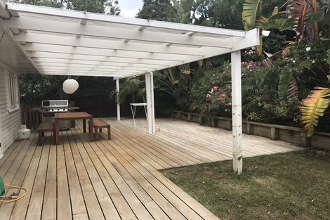 Photo of property in 33 Orion Place, Hillcrest, Auckland, 0627