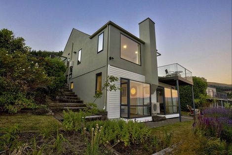 Photo of property in 5 Sunrise Lane, Queenstown, 9300