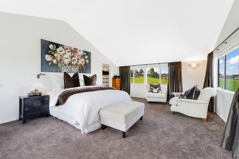 Photo of property in 53 Manor Park, Sunnyhills, Auckland, 2010