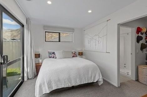 Photo of property in 51a&b Peterley Road, Lower Shotover, Queenstown, 9304