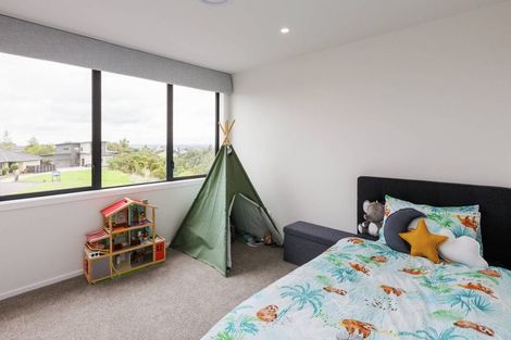 Photo of property in 18 Silkwood Place, Fitzherbert, Palmerston North, 4410