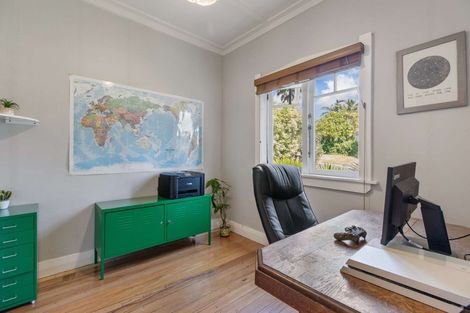 Photo of property in 9 Tahi Terrace, Glen Eden, Auckland, 0602