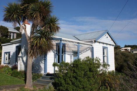 Photo of property in 22 Moerangi Street, Broad Bay, Dunedin, 9014