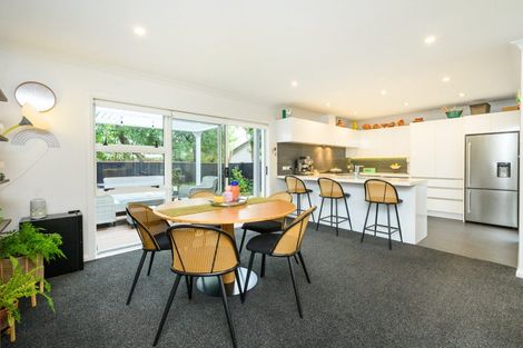 Photo of property in 5a Athlone Place, Hokowhitu, Palmerston North, 4410