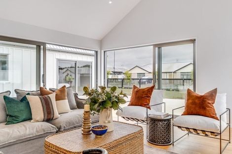 Photo of property in 5 Frank Ernest Crescent, Prebbleton, 7604