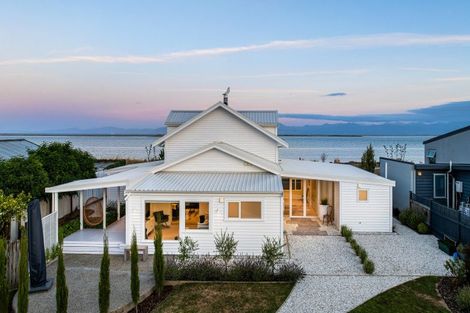 Photo of property in 9 Trewavas Street, Motueka, 7120