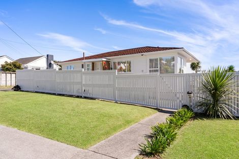 Photo of property in 1/10 Raines Avenue, Forrest Hill, Auckland, 0620