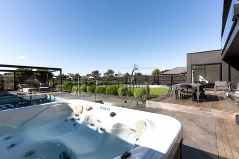 Photo of property in 13 Karere Avenue, Marshland, Christchurch, 8083