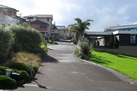 Photo of property in 14 Ashburn Close, Orewa, 0931