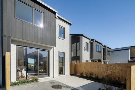 Photo of property in 4a Mahogany Street, Westgate, 0814