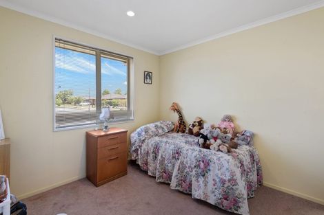 Photo of property in 106 Rolleston Drive, Rolleston, 7614