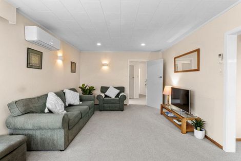 Photo of property in 14c Cowling Road, Hurdon, New Plymouth, 4310