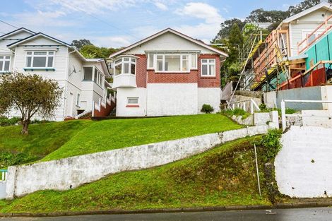 Photo of property in 27 Buckingham Street, Melrose, Wellington, 6023