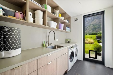 Photo of property in 44 Mckellar Drive, Jacks Point, Queenstown, 9371