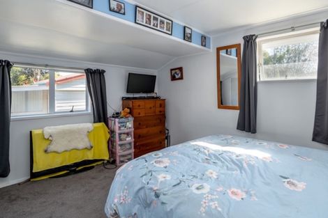 Photo of property in 11 Madden Place, Solway, Masterton, 5810