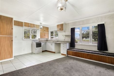 Photo of property in 2 Marne Road, Papakura, 2110