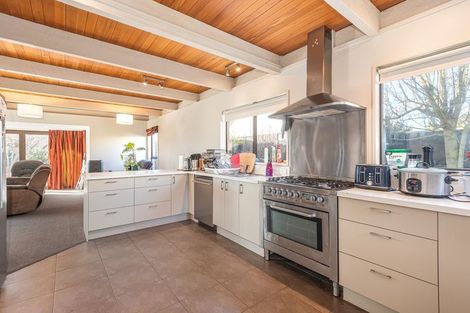 Photo of property in 27 Wadeley Road, Ilam, Christchurch, 8041