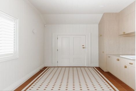 Photo of property in 10 Higginson Street, Otane, 4202