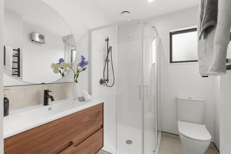 Photo of property in 300b Wairakei Road, Bryndwr, Christchurch, 8053
