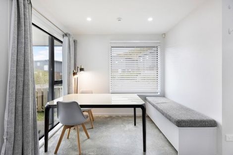 Photo of property in 42 Astelia Way, Woodridge, Wellington, 6037