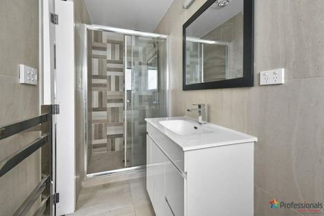 Photo of property in 3a Tagor Street, Glen Eden, Auckland, 0602