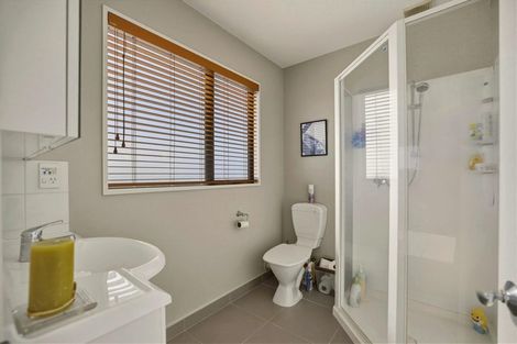 Photo of property in 31 Highcrest Heights, Westmorland, Christchurch, 8025