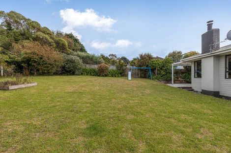 Photo of property in 124 Te Pene Avenue, Titahi Bay, Porirua, 5022