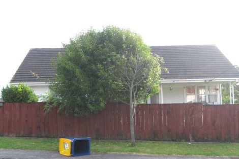 Photo of property in 12 Sheehan Road, Te Atatu South, Auckland, 0610