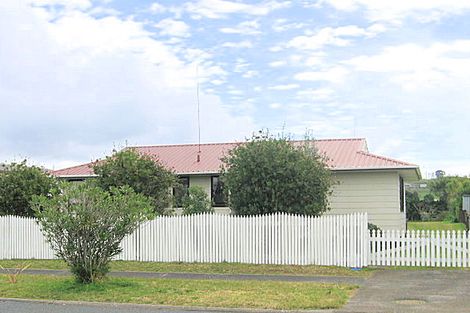 Photo of property in 101a Mark Street, Whangamata, 3620