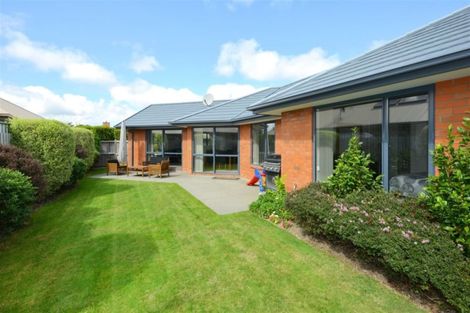 Photo of property in 6 Cyclamen Place, Aidanfield, Christchurch, 8025