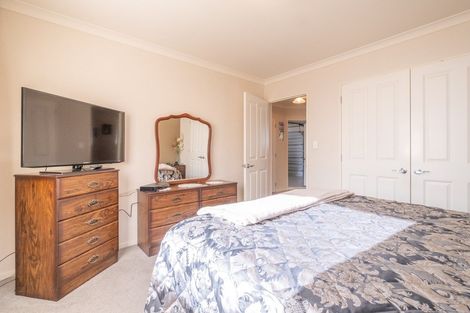 Photo of property in 20d Victoria Street, Hawera, 4610