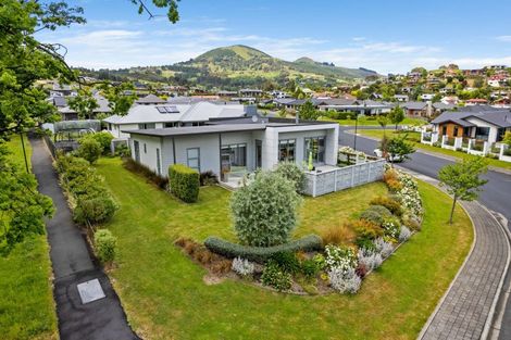 Photo of property in 1 Heathfield Drive, Mosgiel, 9024