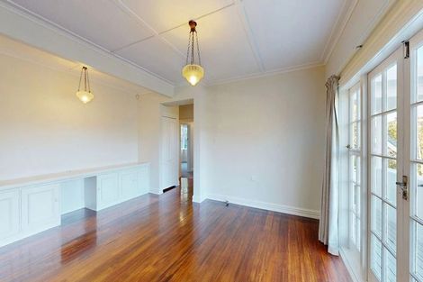 Photo of property in 43 Trelissick Crescent, Ngaio, Wellington, 6035