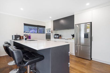 Photo of property in 14 Mary Place, Pyes Pa, Tauranga, 3112